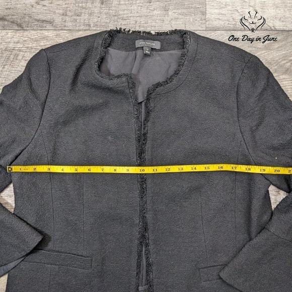 Ann Taylor Frill Edge Blazer Size 14 - Picture 3 of 5